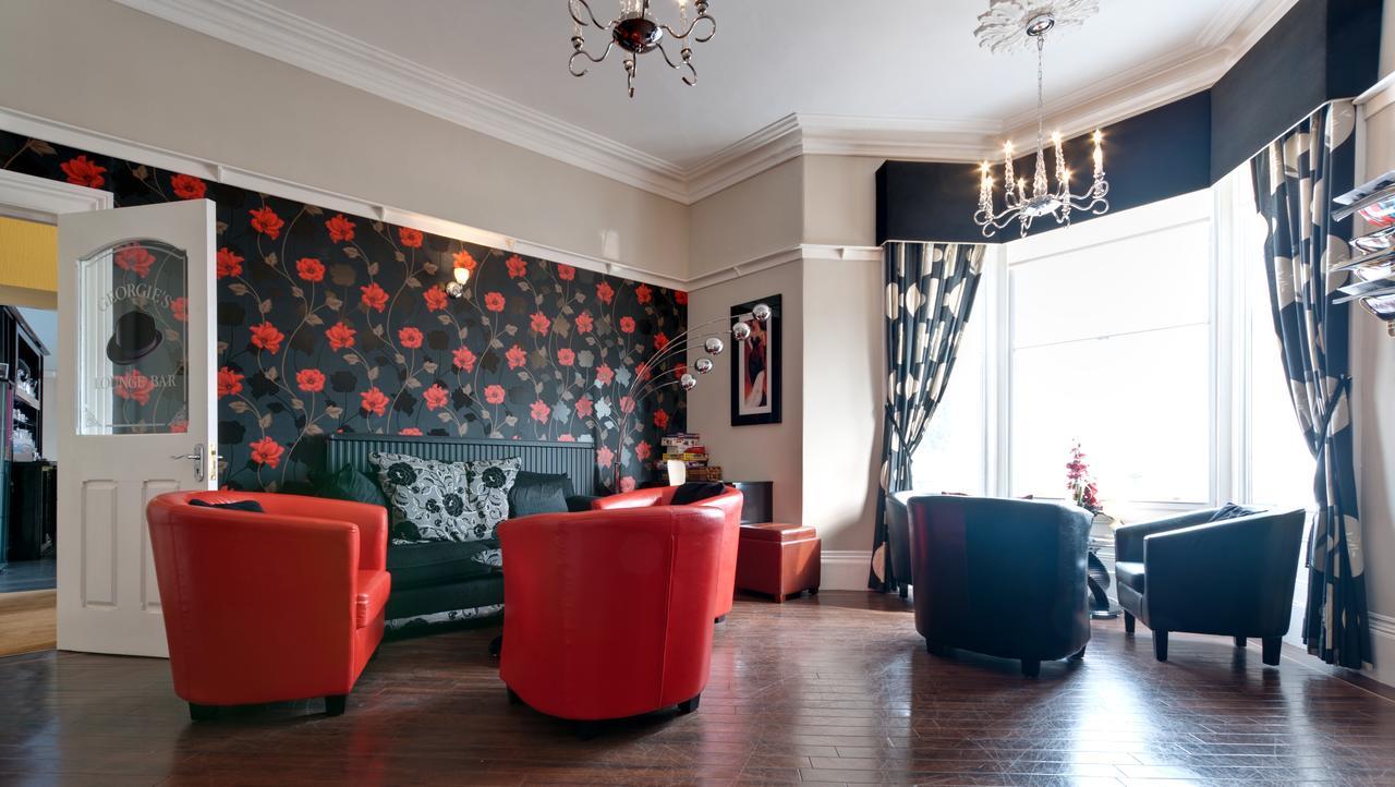 Lauriston & Lawton Court Hotel Лландидно Екстер'єр фото